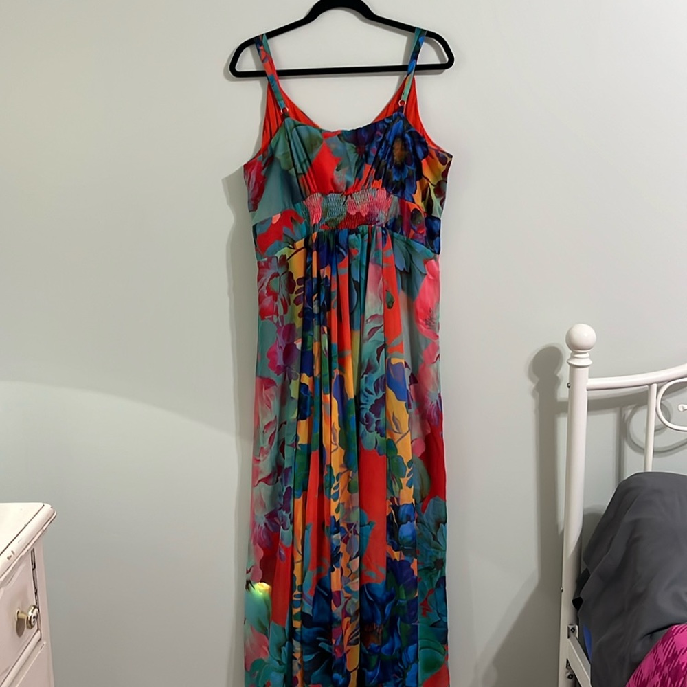 Floral Maxi Dress with Spaghetti Straps - Picture 4 of 8